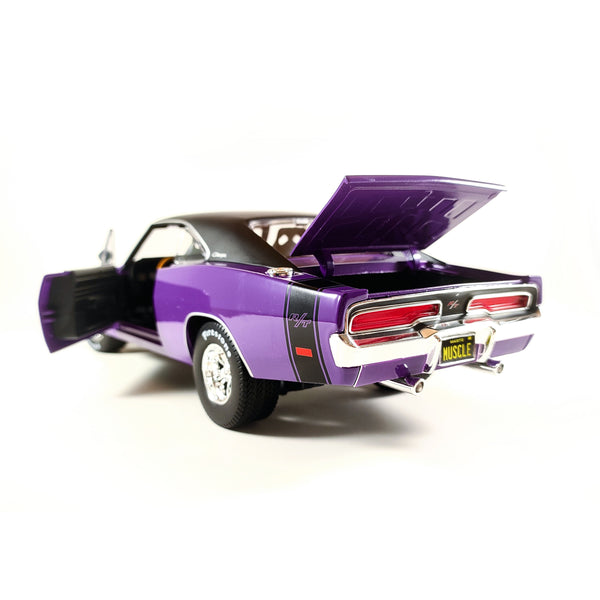 1969 Dodge Charger R/T - 1:18 scale