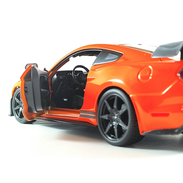 2020 Mustang Shelby GT500 - 1:18 scale