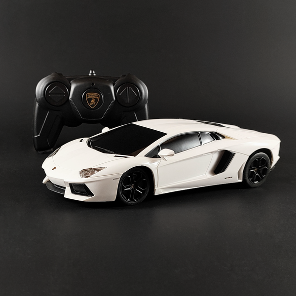 Lamborghini Aventador Coupé - 1:24 scale